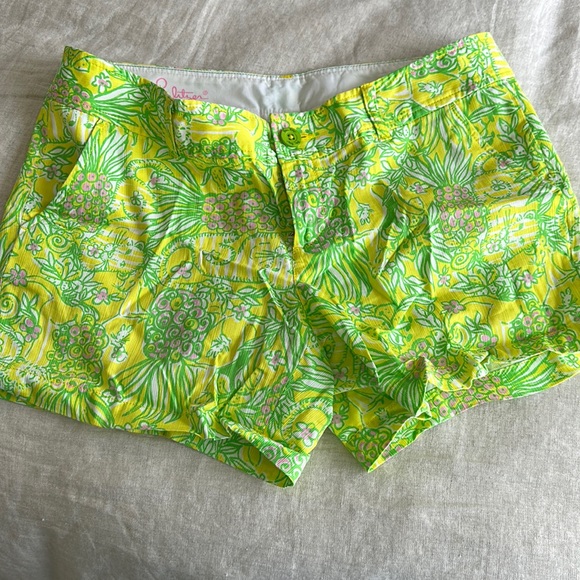 Lilly Pulitzer lemon and lime colored short - Picture 1 of 3